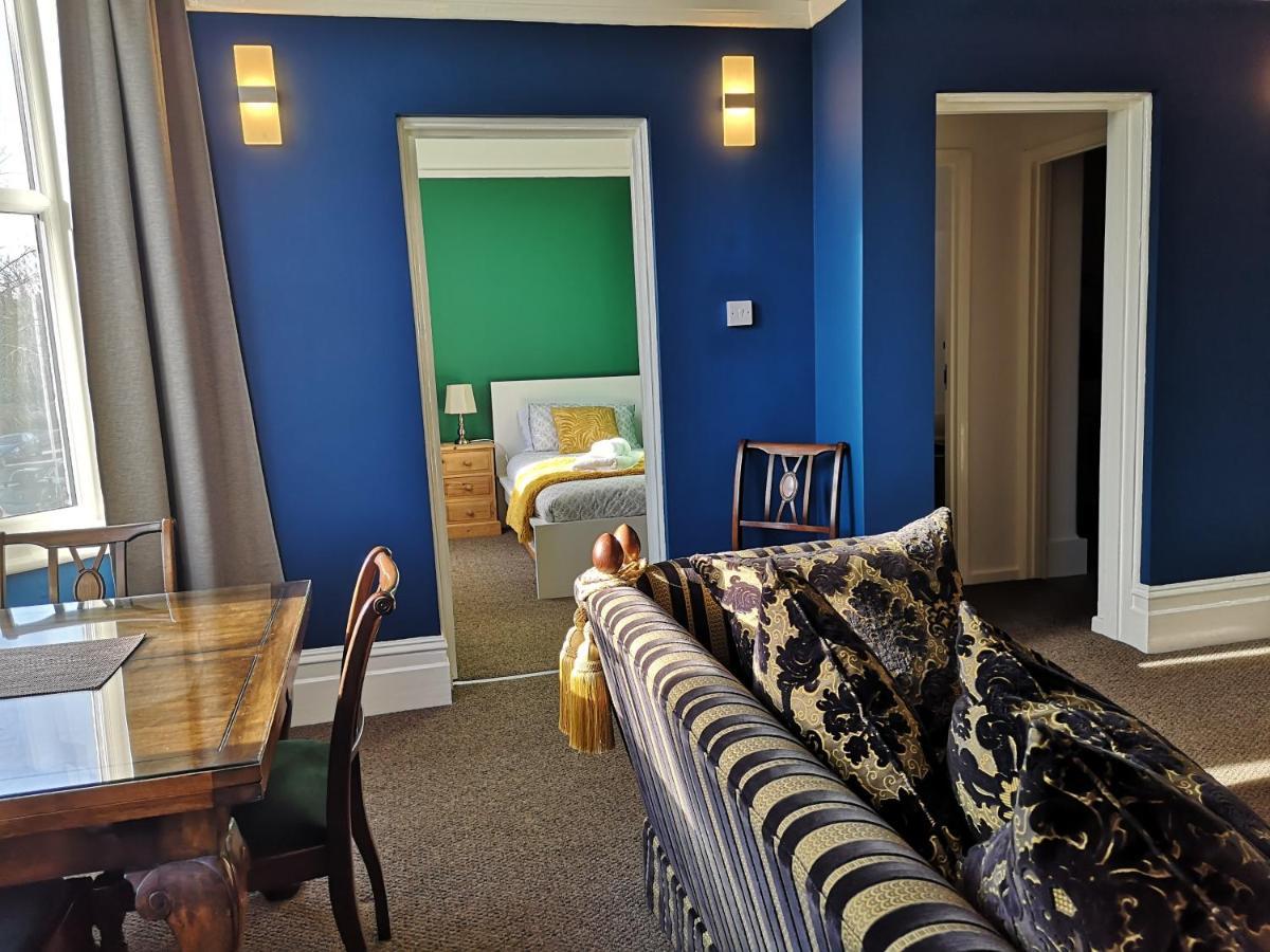 2 Bedroom Apartment At Kent Escapes Short Lets & Serviced Accommodation Kent, Bouverie Escape Folkestone With Wifi Kültér fotó