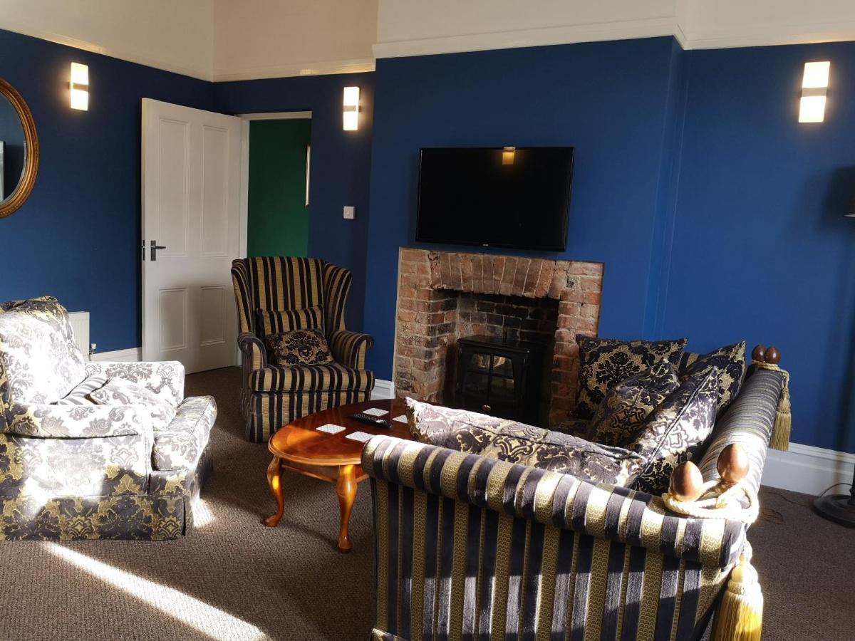 2 Bedroom Apartment At Kent Escapes Short Lets & Serviced Accommodation Kent, Bouverie Escape Folkestone With Wifi Kültér fotó