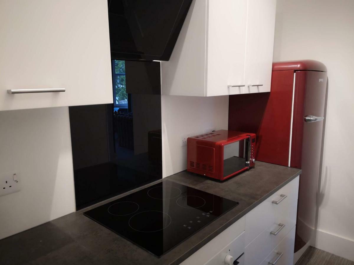 2 Bedroom Apartment At Kent Escapes Short Lets & Serviced Accommodation Kent, Bouverie Escape Folkestone With Wifi Kültér fotó